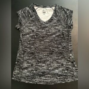 Nike | Black/White V-Neck Dri-Fit Top